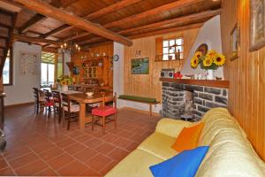 Χώρος καθιστικού στο Casa Busso - Happy Rentals
