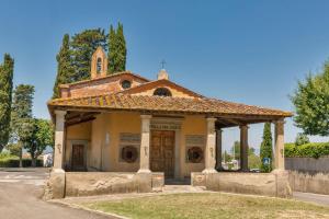 The building in which A villát is located