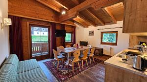 Kuchyň nebo kuchyňský kout v ubytování Absolute Active Resort Margret