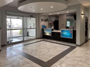 Vstupní hala nebo recepce v ubytování Motel 6-Weslaco, TX + 37 fotografií