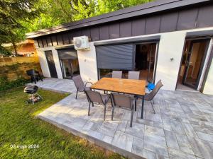 SkępeDomek nad jeziorem的相册照片