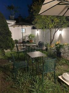 Vonkajšia záhrada v ubytovaní Hostel 2VB