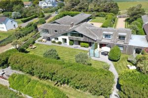 Hoone, kus villa asub