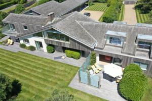 Hoone, kus villa asub