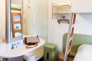 Phòng tắm tại ibis budget Castelnaudary - A61