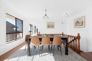 NorahSpacious Ocean View Home in Noraville的相册照片