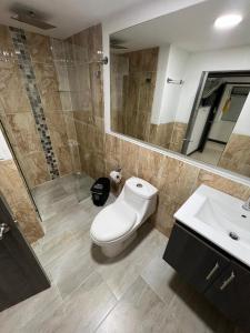 Ένα μπάνιο στο Hotel Casa Florida 70 Medellin