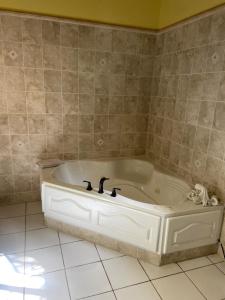 A bathroom at Seabliss Villa