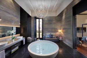 Koupelna v ubytování Mandarin Oriental, Milan