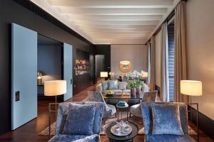 Posezení v ubytování Mandarin Oriental, Milan
