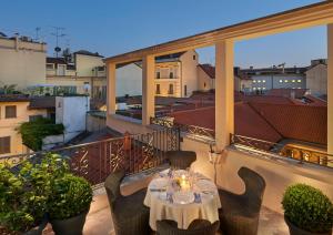 Balkón nebo terasa v ubytování Mandarin Oriental, Milan