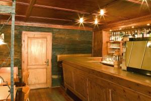 Lounge nebo bar v ubytování Hotel Bruggerwirt