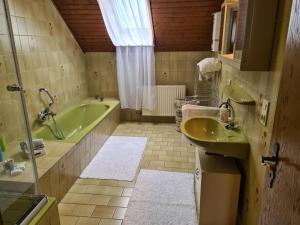 Koupelna v ubytování Ferienhaus Helene