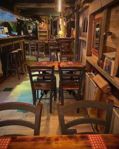 Restaurace v ubytování Les Chambres de Laurette