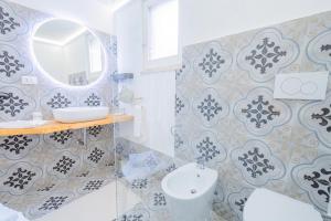 A bathroom at HISTORIA- Dimore Vico Ghezzi