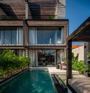 Piscina di Zendara Villas Canggu by Blacksand o nelle vicinanze