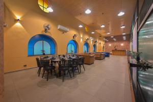 Restaurace v ubytování Bliss Nirvana Resort, Lonavala