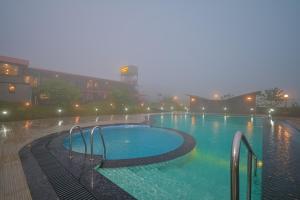 Bazén v ubytování Bliss Nirvana Resort, Lonavala nebo v jeho okolí