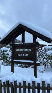 Gästehaus Upland Doppelzimmer v zimě