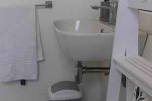 The Urban Hub in Block 5 tesisinde bir banyo