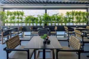 Χώρος καθιστικού στο Evanik Chic Hotel