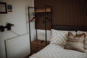 Postel nebo postele na pokoji v ubytování 16 Pilrig Guest House