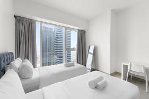 Gallery image of Brand New Luxurious 3BR - Pool, Gym & Uptown Views in Dubai