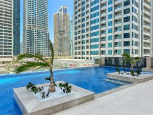 Gallery image of Brand New Luxurious 3BR - Pool, Gym & Uptown Views in Dubai
