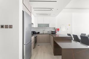 Gallery image of Brand New Luxurious 3BR - Pool, Gym & Uptown Views in Dubai