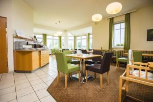 Ein Sitzbereich in der Unterkunft Pension Sonnengarten & Therme included - auch am An- & Abreisetag!