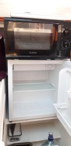 Nhà bếp/bếp nhỏ tại Le Nid sur l'Eau +11 ảnh