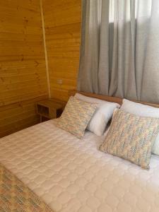 Postel nebo postele na pokoji v ubytování MetiTsa