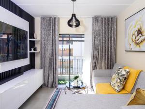 Posezení v ubytování Elegance At Waterfall Ridge + 30 fotografií