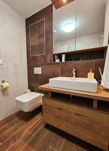 Ένα μπάνιο στο Eurovea Tower - Luxury in Heaven +46 φωτογραφίες