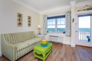 Posezení v ubytování Atlantic Breeze Suites