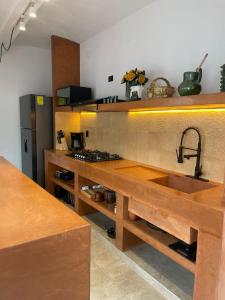 Kuchyň nebo kuchyňský kout v ubytování Casa Sofi Oaxaca