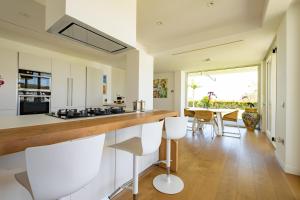 テルメ・ヴィリアトーレにあるLuxury 3 bed Villa with Pool & Jacuzziのギャラリーの写真