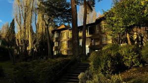 Um jardim em Design Suites Bariloche