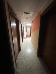 Φωτογραφία από το άλμπουμ του Tourist Club 01 For men only στο Άμπου Ντάμπι