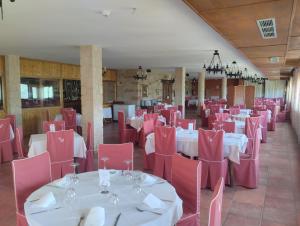 Restaurace v ubytování Hotel Condado de Miranda