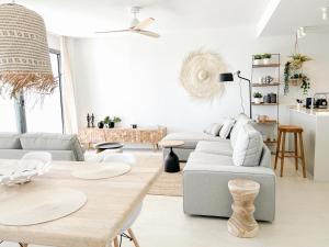 Χώρος καθιστικού στο Manilva del Sol SEA VIEW PENTHOUSE +121 φωτογραφίες