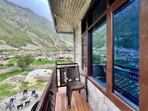 Nespecifikovaný výhled na hory nebo výhled na hory při pohledu z hotelu