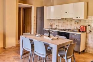 Cuina o zona de cuina de La Dimora dei Giganti