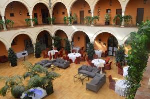 A área de bar ou lounge em Hacienda Montija Hotel