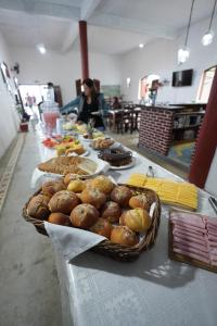 Comida no hotel ou em algum lugar perto