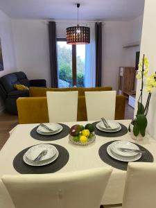 Χώρος καθιστικού στο Apartman Megy +8 φωτογραφίες