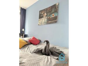 Prostor za sedenje u objektu Lama Room - 10 Minutes to Gdańsk Old Town & Seaside