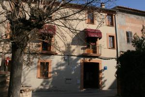 The building in which a vendégházakat is located