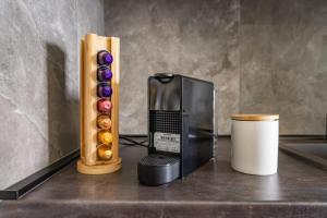Set per la preparazione di tè e caffè presso Libera Luxe Residence