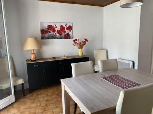 Χώρος καθιστικού στο Maison de vacance 3 chambres